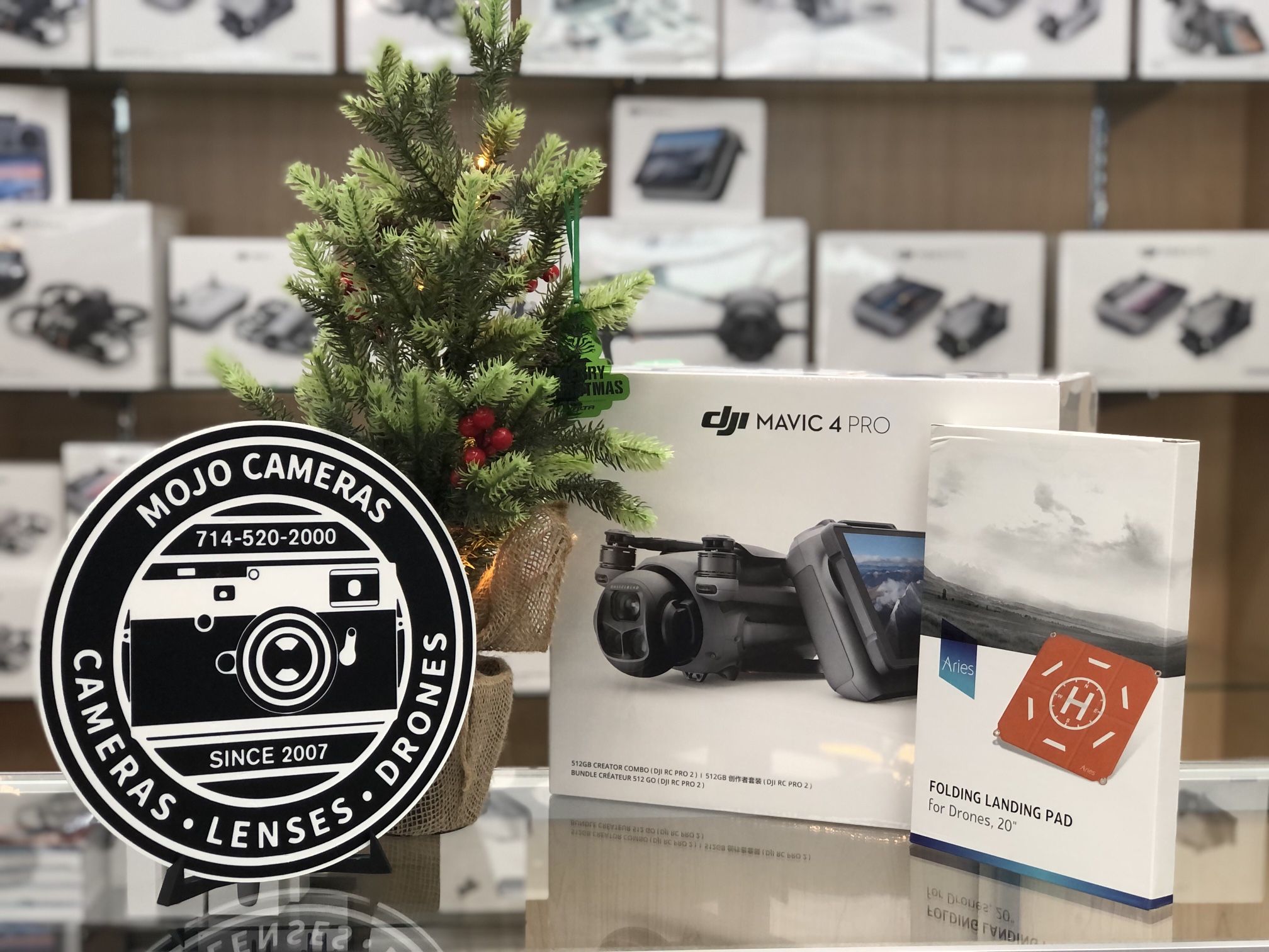 Dji Mavic 4 Pro Creator Combo Fly More w/ Free Folding Landing Pad