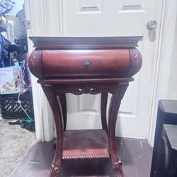 Table Brown Vintage 19th Century End Table