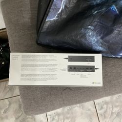 Microsoft Surface Dock 2