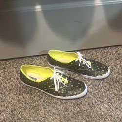 Woman Keds size 9 tennis shoes custom with stars