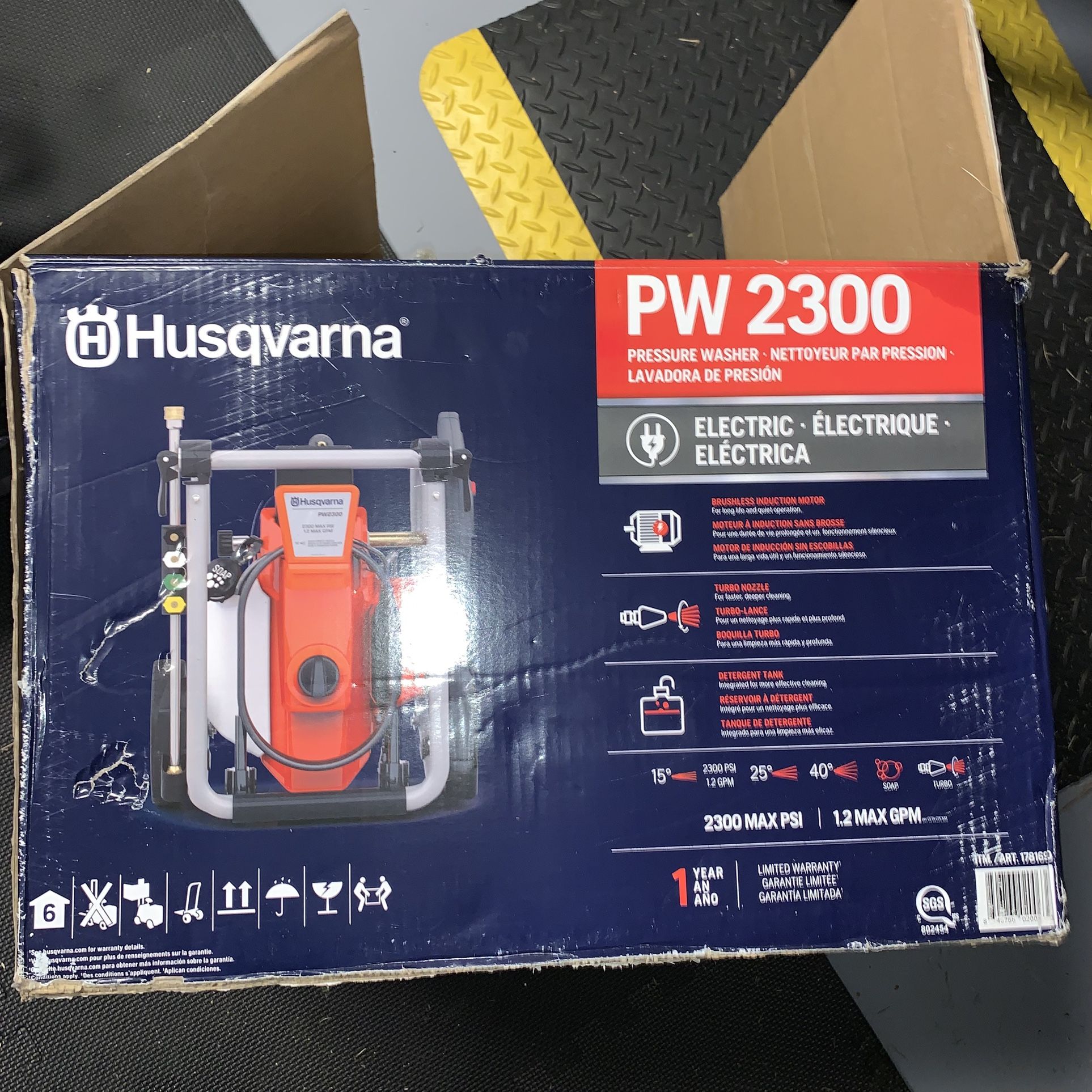 NEW Condition Husqvarna 2300-PSI 1.2-GPM Cold Water Electric Pressure washer 