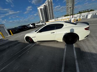 2017 Maserati Gran Turismo MC Sport