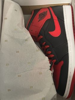 Jordan 1 Mid Bred DS Sz 10.5 W/Receipt