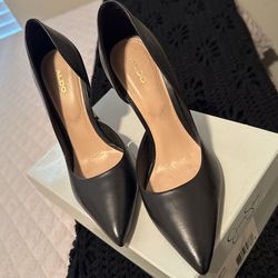 Women’s Aldo Heels