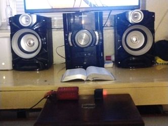 Magnavox stereo system