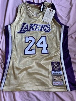 Authentic Kobe Bryant jerseys size M