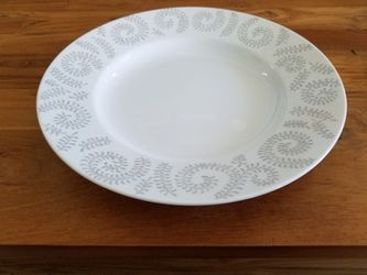 Pottery Barn Winter Branch Dinner Plates - 4