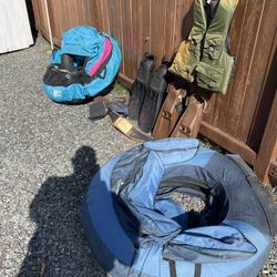 Float Tubes /flippers/waders and Vest
