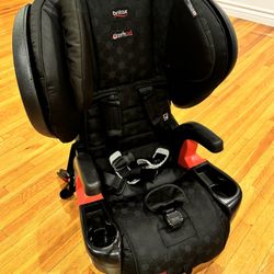 Britax Pinnacle ClickTight Harness-2 Booster Car Seat