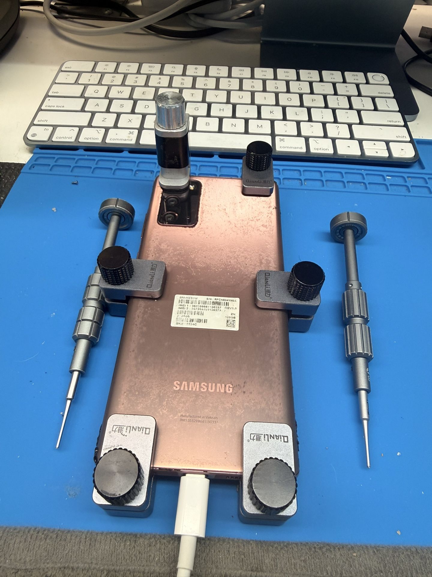 Samsung iPhone And More