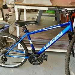 💙🔷💙 2 Month Old Huffy 18 Speed Bike