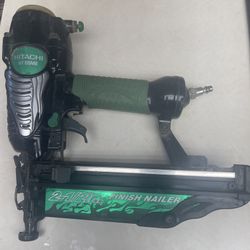 HITACHI FINISHER NAIL GUN & NAILS