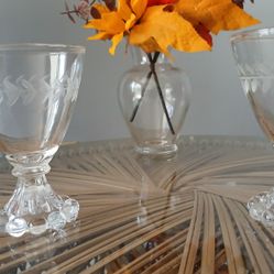 Boogie Sherry Glasses , Laurel Leaf Etched 