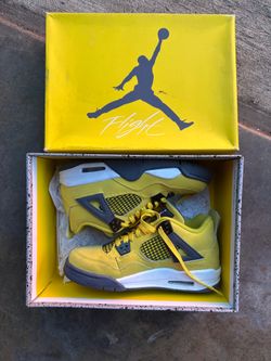 Air Jordan 4 lightning