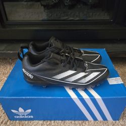 Boy's Football Cleats (🏈)