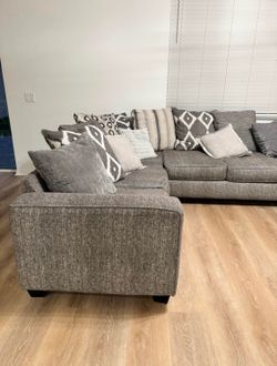 Couches & sofas