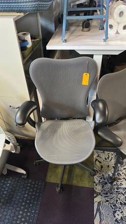 Herman miller Mirra