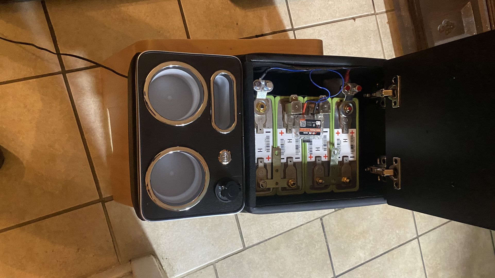 Car Audio Lithium 74Ah Center Console Banks JaysAudio 12v