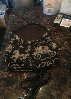 Coach horse and carriage purse