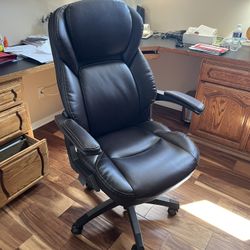 Lazy boy Leather Desk Chair Perfect Condition