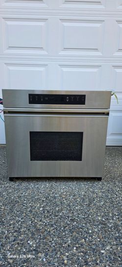 Wall oven