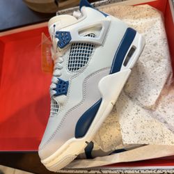 Jordan 4 military blue