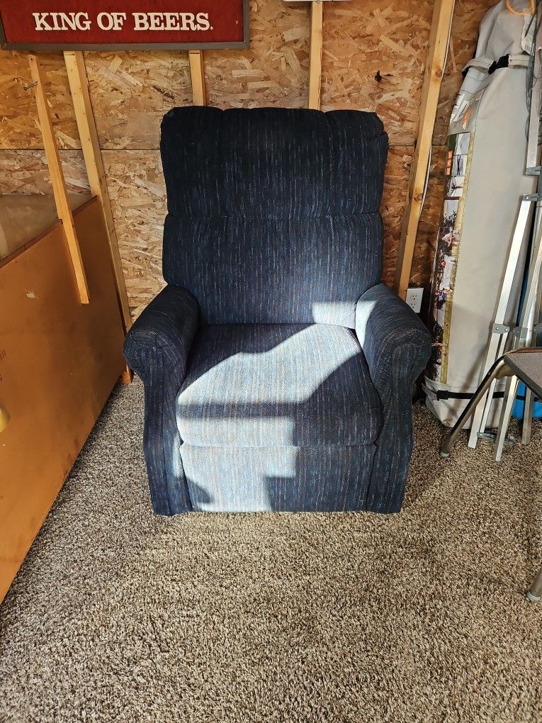 Lift  Recliner 