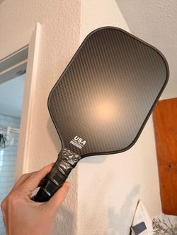 Brand new - The Essential - Carbon Fiber Style Pickleball Paddle USA Approved