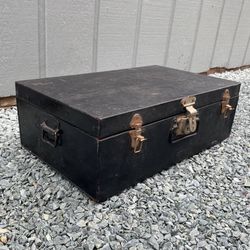 Antique Zainul Abidin And Sons Metal Steamer Trunk Chest Coffee Table