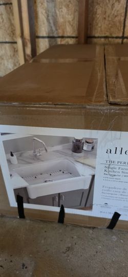 Allen Roth Farmhouse Sink