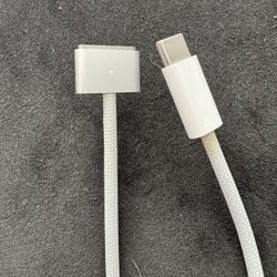 Apple USB-C To MagSafe 3 Cable