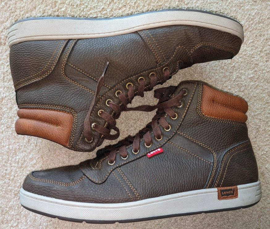 Men's Levi's Shoes (FREE)