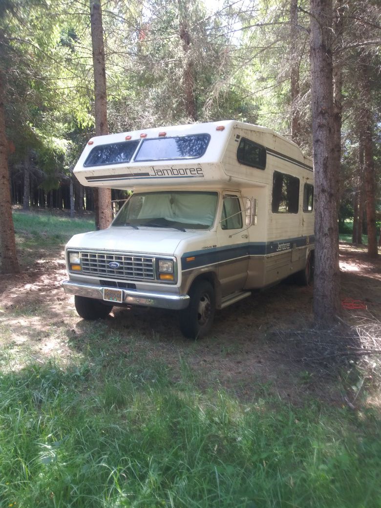 1989 Newly Remodeled RV