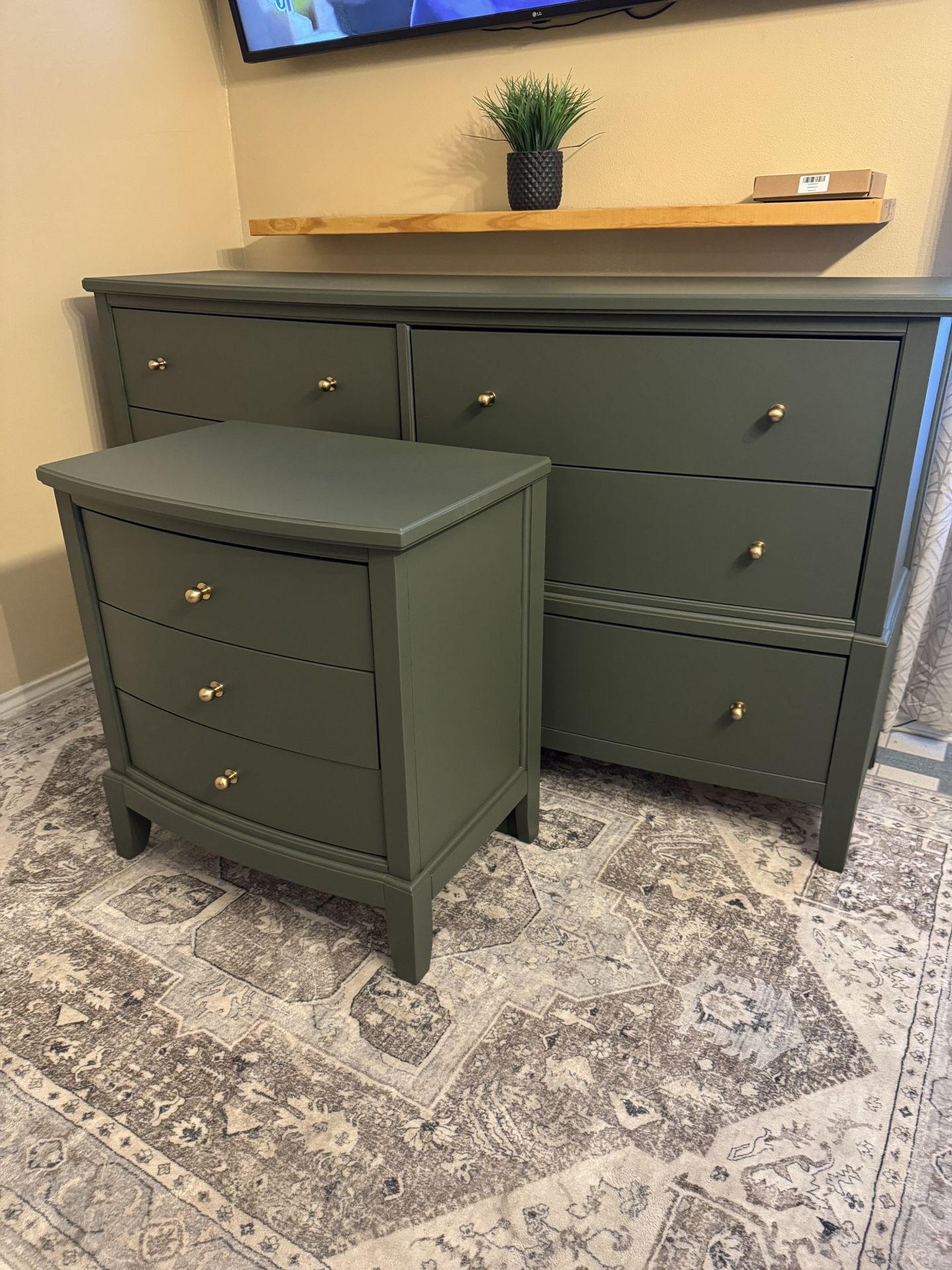Dresser & Nightstand