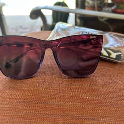 Quay Sunglasses New With Case