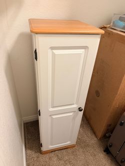 White Wood Storage Cabinet with Single Door