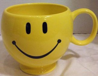*10 Smiley Face Ceramic Mug Soup Cup Planter Pot Happy Teleflora*