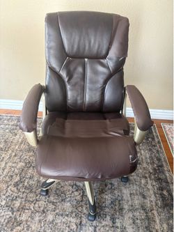 Fake Leather Office Chair with Wheels