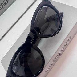 Ray-Ban Meta 2 *POLARIZED W PORTABLE CHARGING CASE*