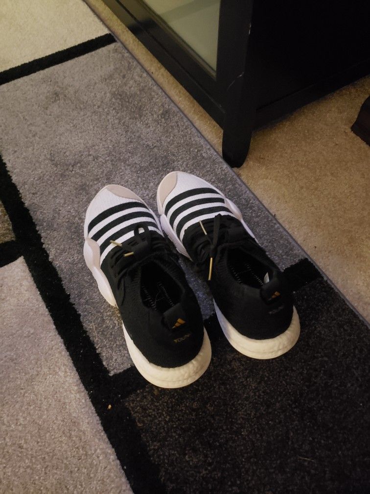 Adidas Trae Young 2 Shoes