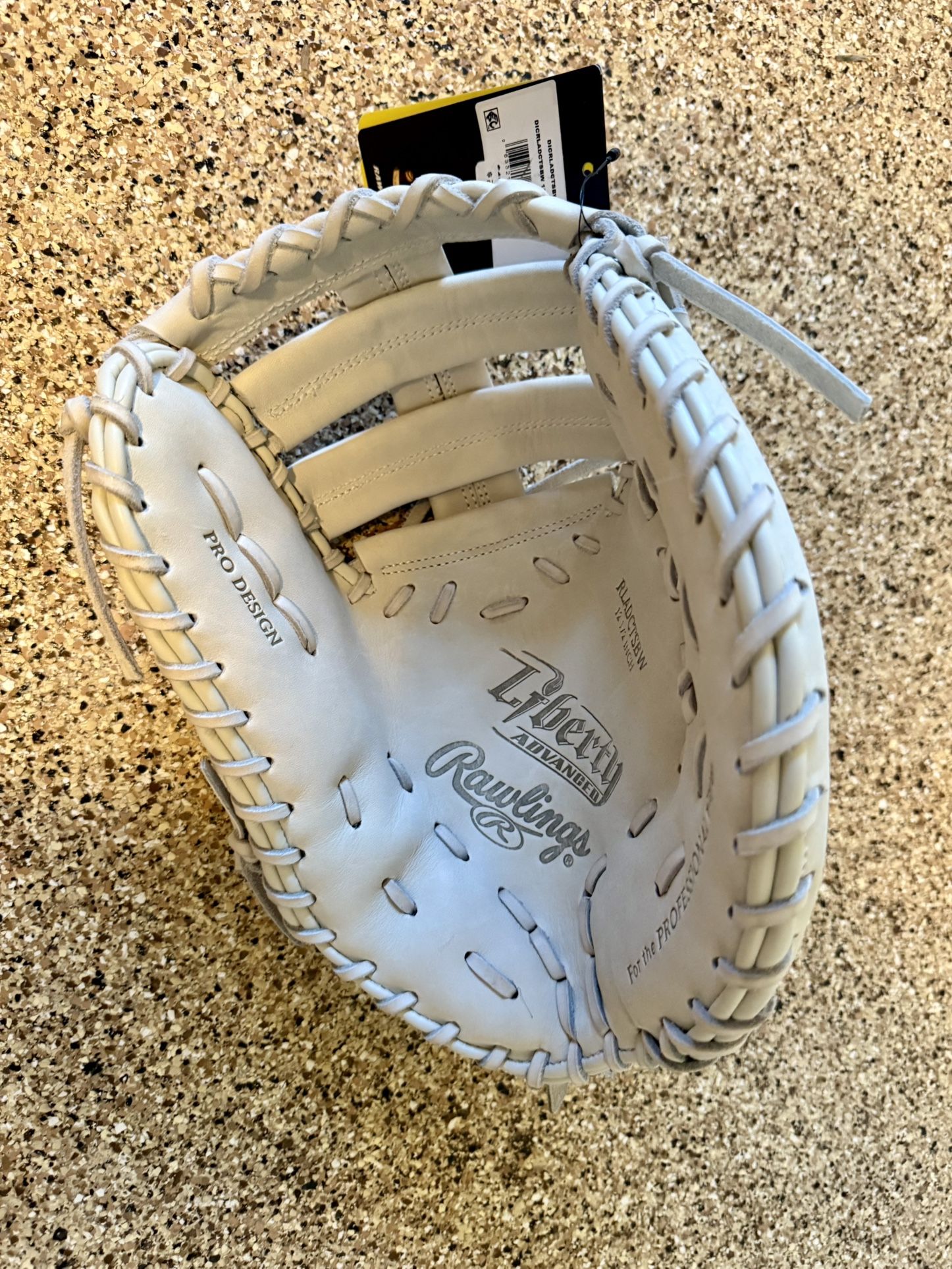 Softball First base Glove (size 12 1/2 ) Right Hand Thrower