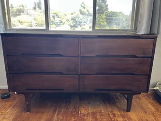 Mid Century Modern 6 Drawer Dresser By Stanley