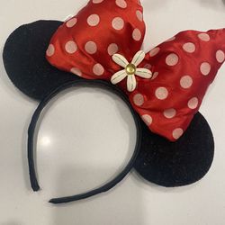 MUST GO! Minnie Mouse Polka Dots Ear