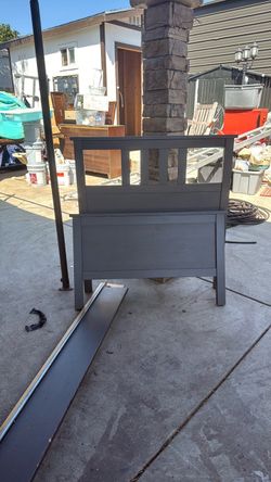 Free twin size bed