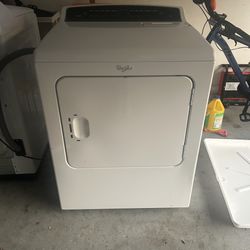 Whirlpool White Dryer 
