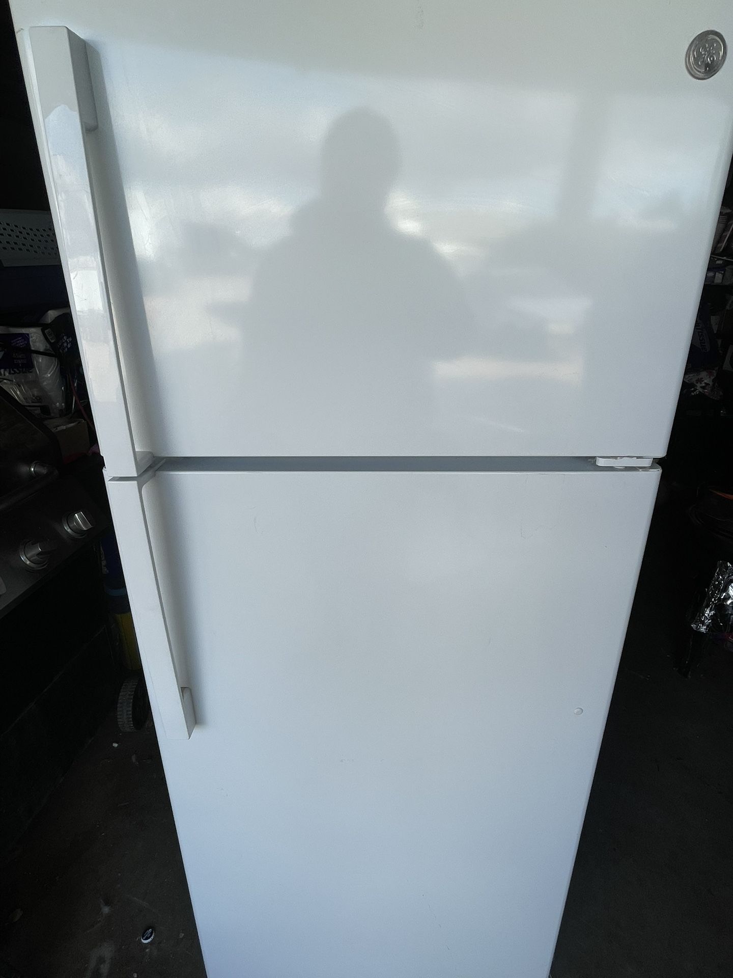 GE Top Freezer Refrigerator