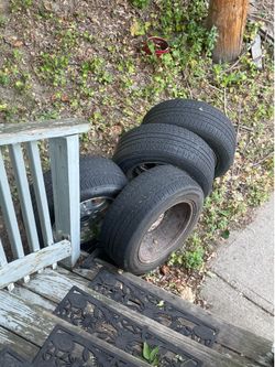 Tires gmc Sonoma