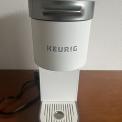 Keurig K-mini Plus Single Serve K-cup Pod Coffee Maker, White