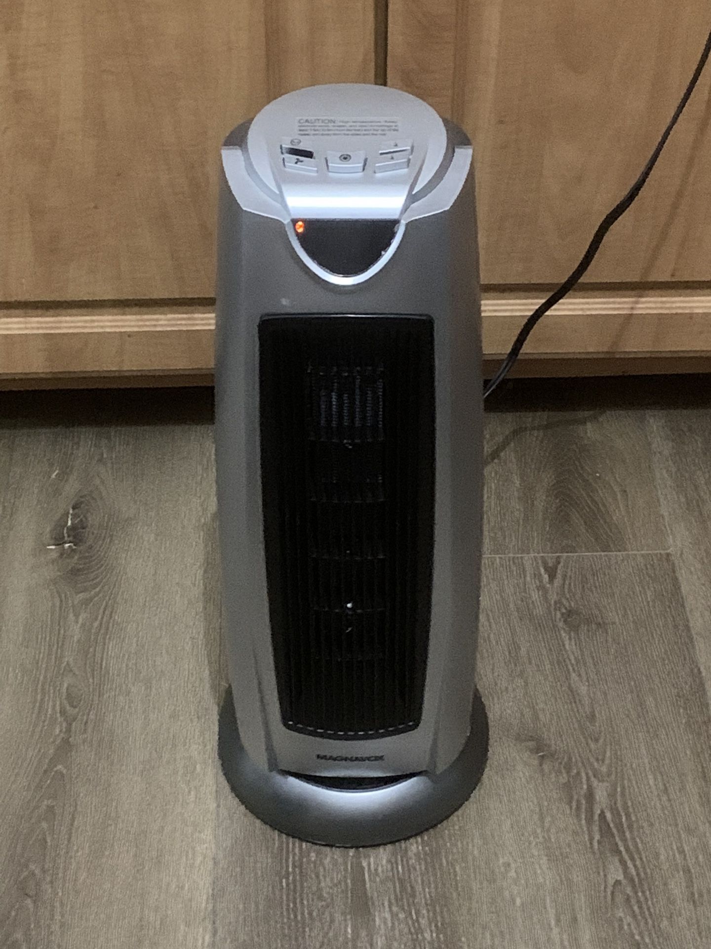 Magnavox Oscillating Ceramic Tower Heater