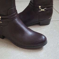 Boots for women